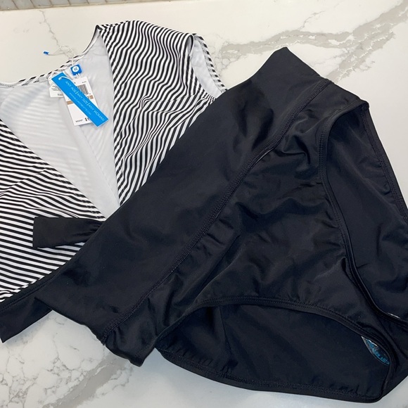 Blue Rod Beattie Bikini 2PC Black & White Inside the Lines NWT Size 12 - Picture 2 of 10